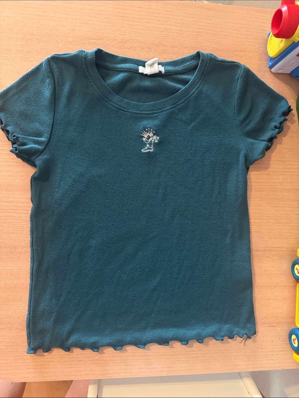 Full Tilt Teal Ribbed Short-Sleeve Tee with Embroidered Flower